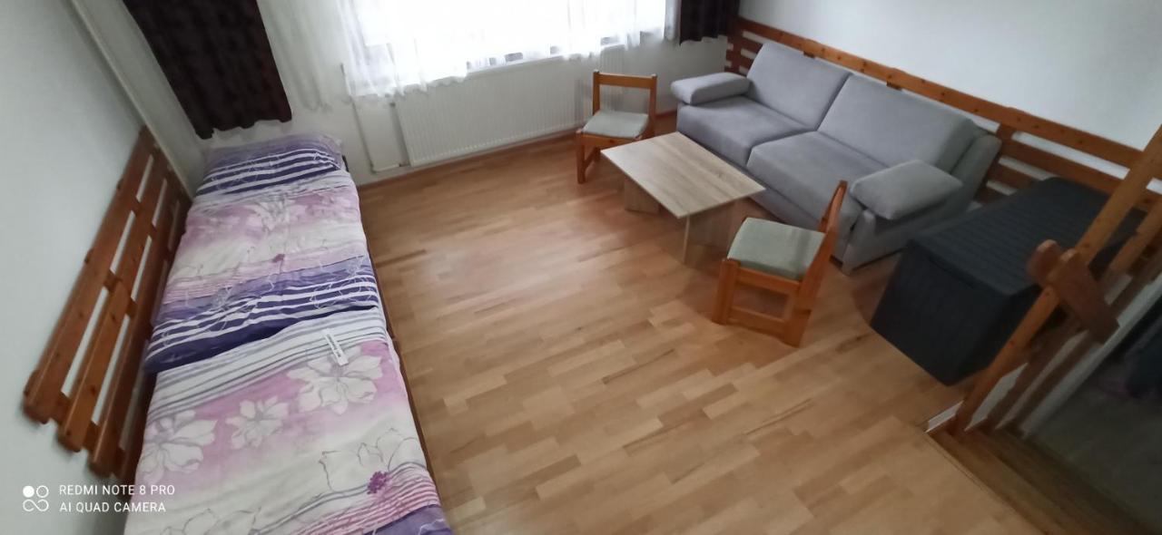 Privat L&L Lägenhet Nová Lesná Exteriör bild