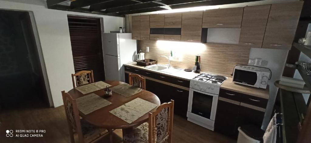 Privat L&L Lägenhet Nová Lesná Exteriör bild