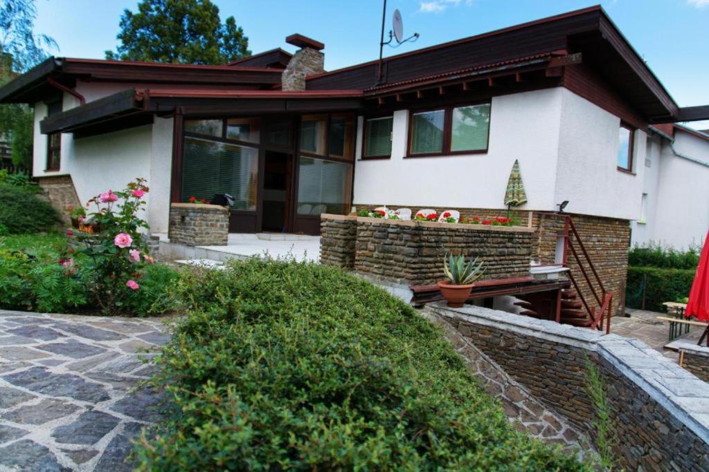 Privat L&L Lägenhet Nová Lesná Exteriör bild